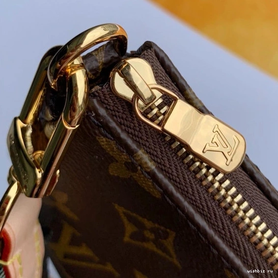 WIS ACCESSOIRES - POCHETTE EXCHANELUSIVE VUITTON DIGITAL MULTI PRELAUNCH LOUIS 1021